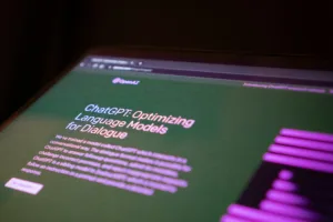 Kaip sutaupyti 80% skrydžių kainos: Dirbtinio intelekto metodas, kuris pagelbės